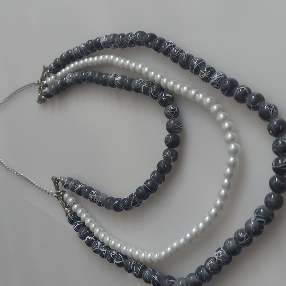 Three layers pearls necklace - Picture 4 of 9